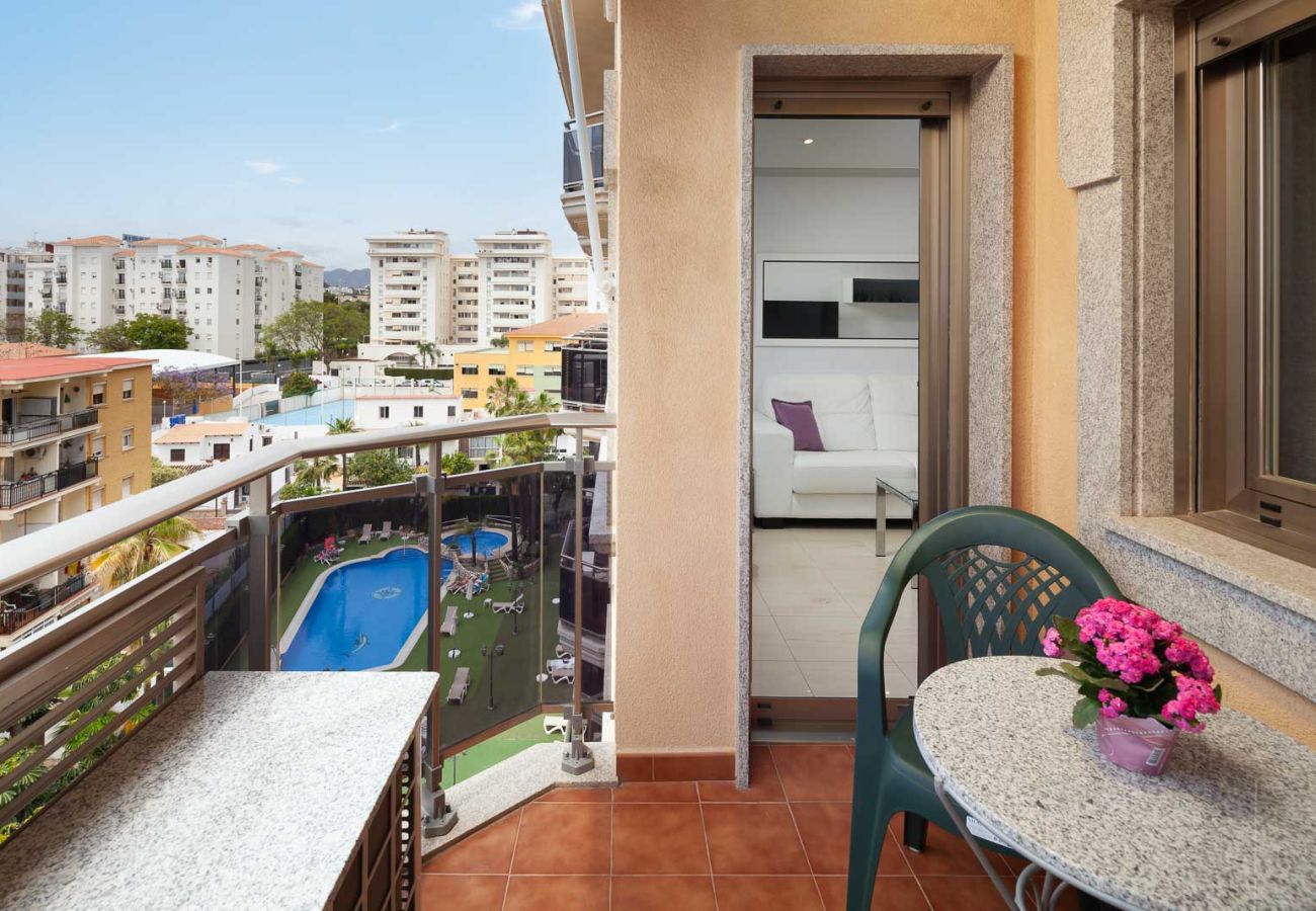 Apartamento en Fuengirola - Boliches Mediterraneo Real Coastal by Alfresco Stays