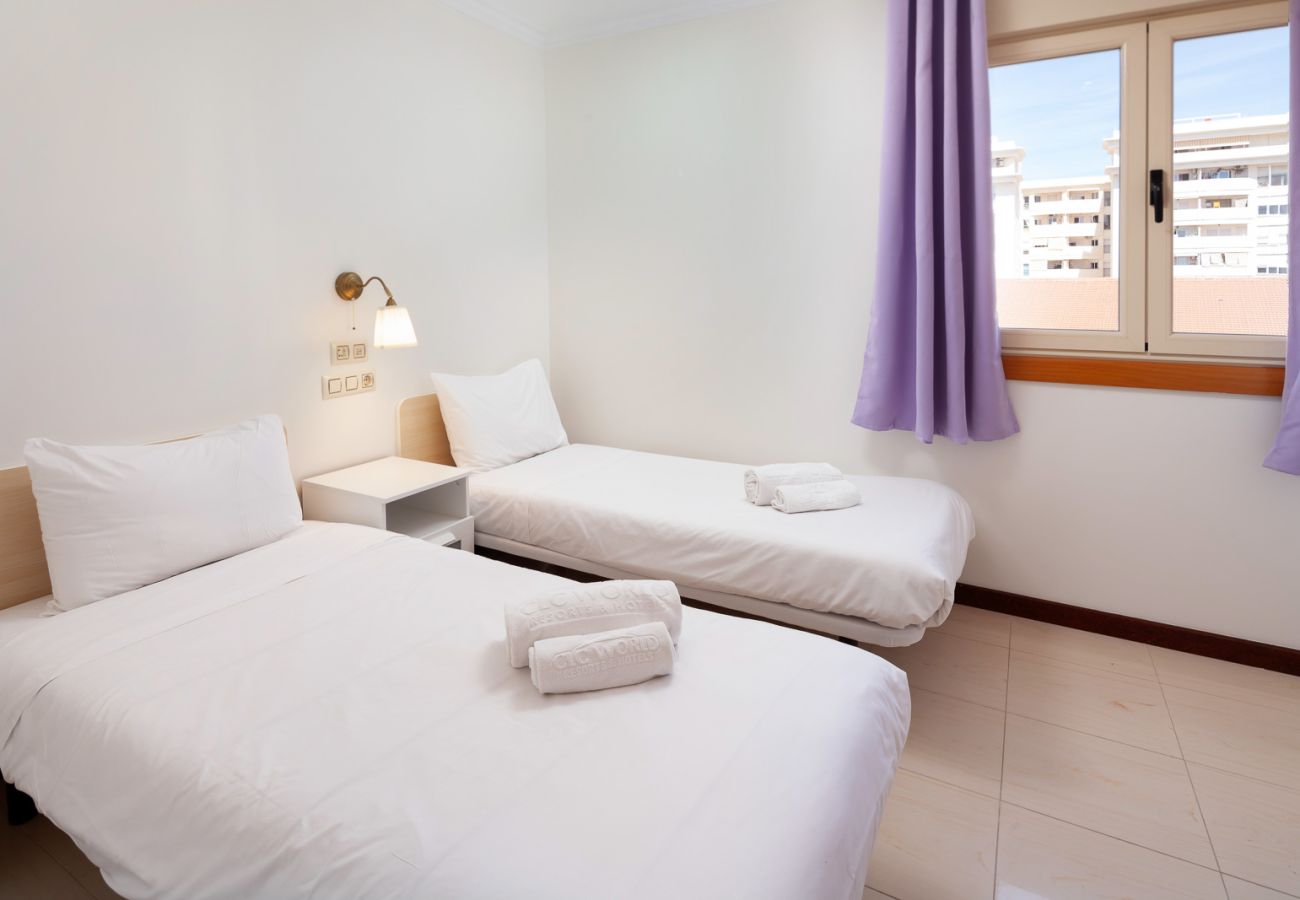 Apartamento en Fuengirola - Boliches Mediterraneo Real Tropical by Alfresco Stays