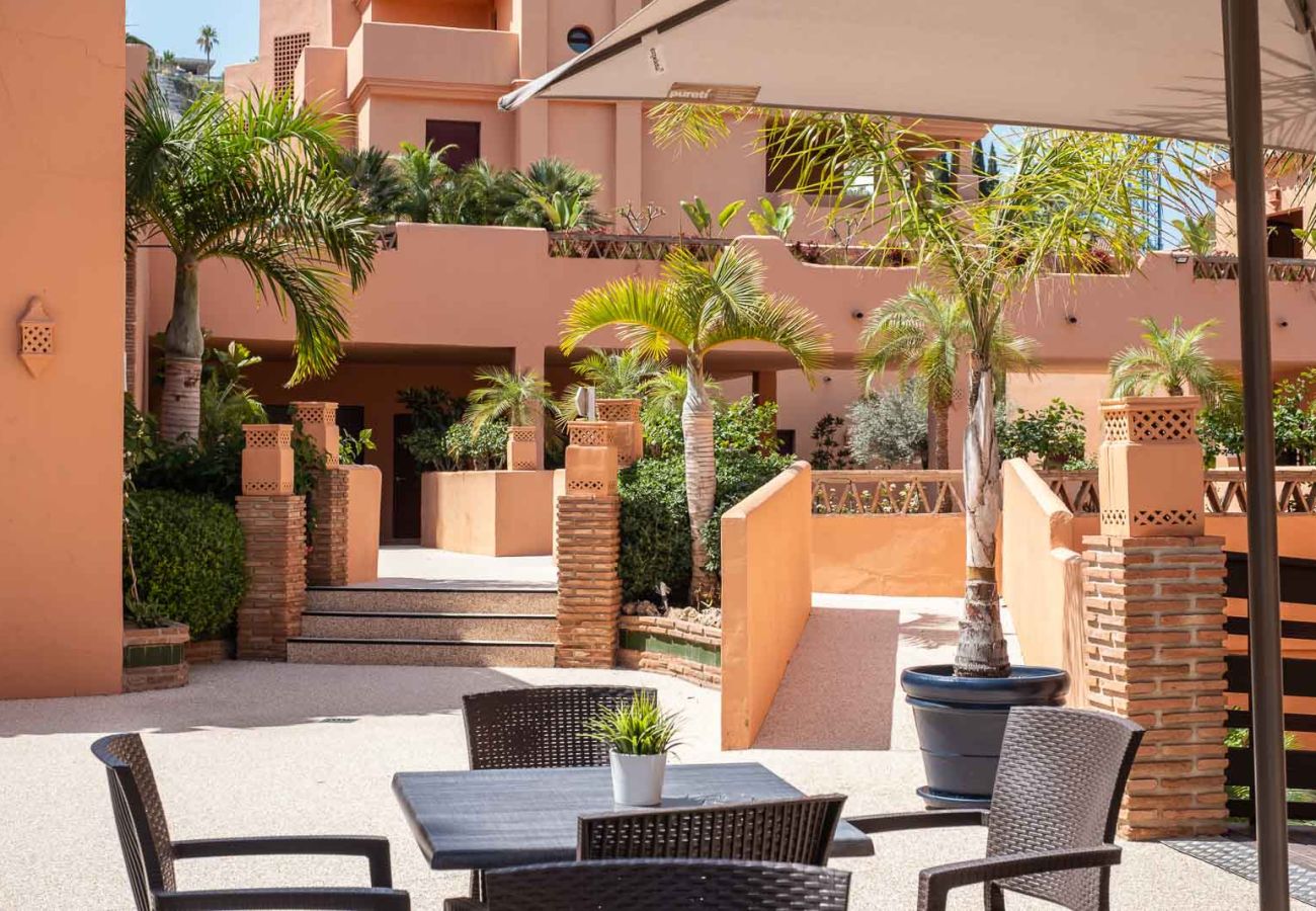 Apartamento en Benahavís - Royal Marbella Golf Suite by Alfresco Stays