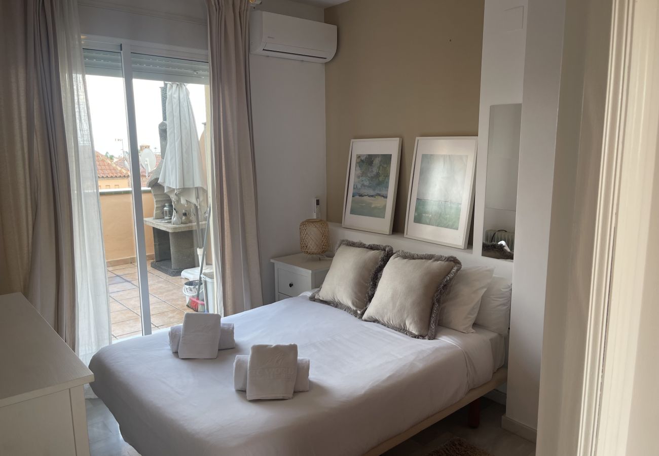 Apartamento en Mijas Costa - Penthouse Sea Lookout by Alfresco Stays