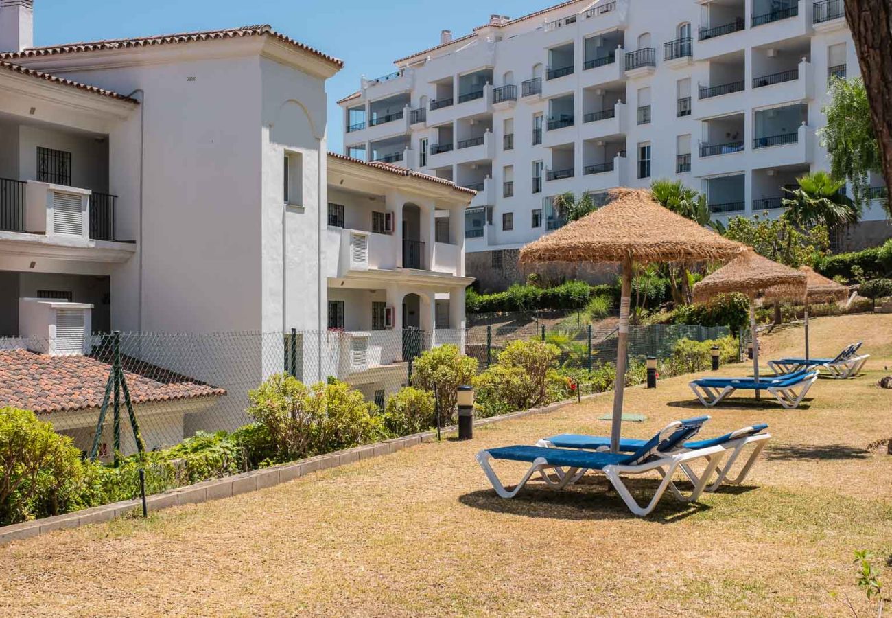 Studio in Mijas Costa - Miraflores Cozy Studio by Alfresco Stays