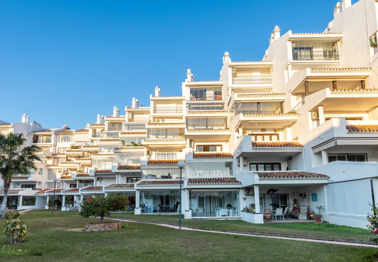 Apartment in Mijas Costa - Calahonda Seafront by Alfresco Stays