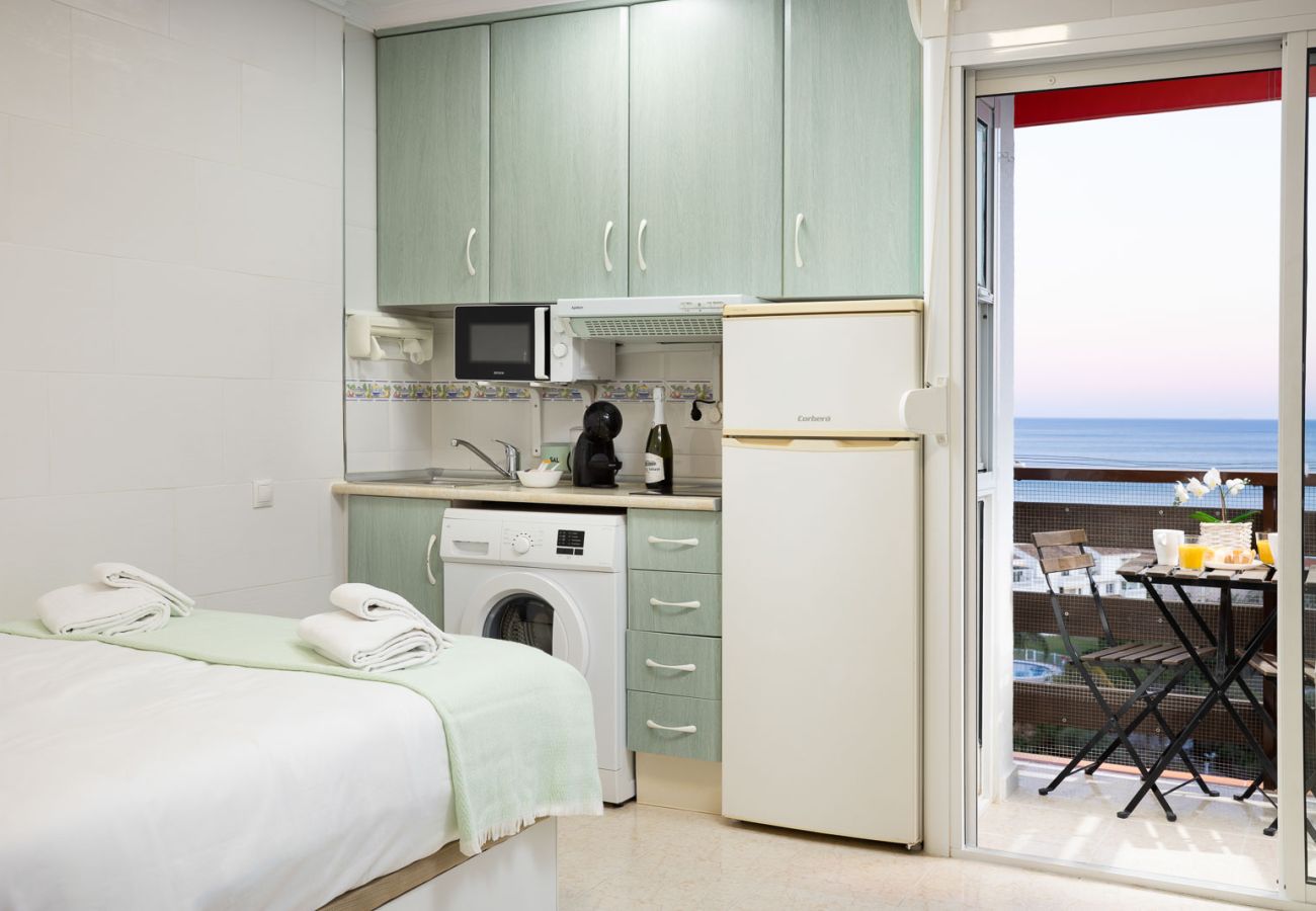 Studio in Benalmádena - Sea Horizon by Alfresco Stays